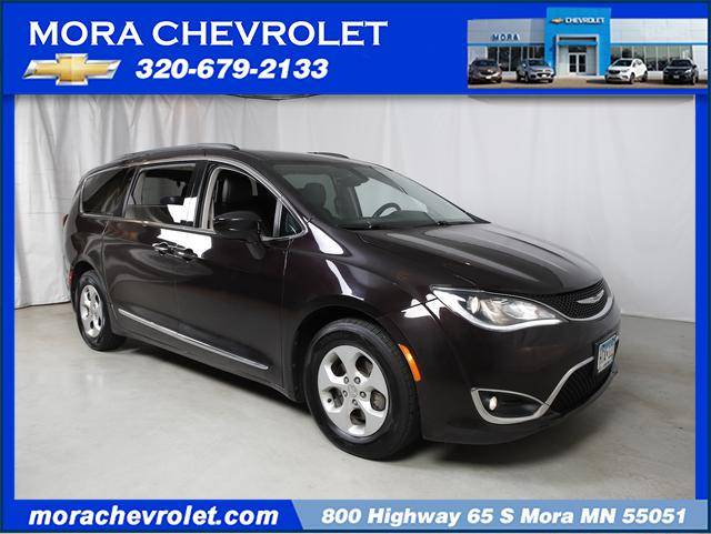 2017 Chrysler Pacifica Touring L Plus — Minivan — 125,001 mi — Mora, MN