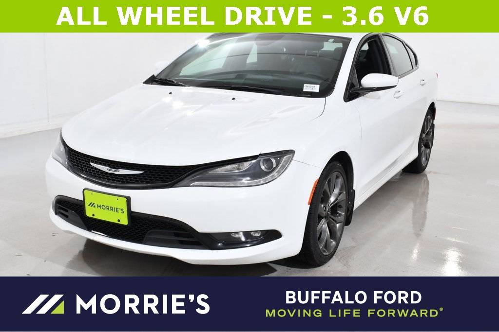 2015 Chrysler 200 S — Sedan — 131,111 mi — Buffalo, MN