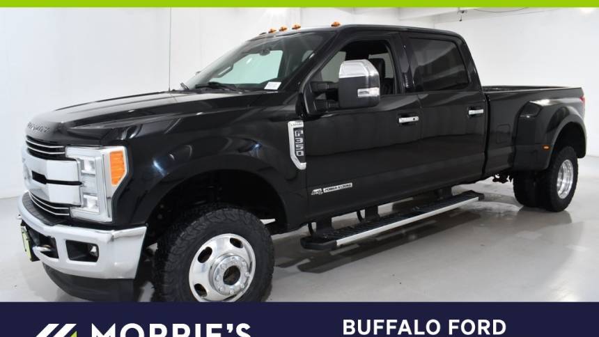 2017 Ford Super Duty F-350 Lariat — Pickup Truck — 192,494 mi — Buffalo, MN
