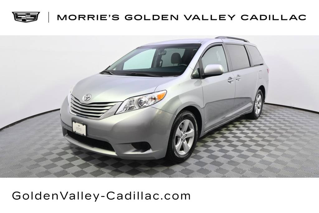 2017 Toyota Sienna LE — Minivan — 67,473 mi — Golden Valley, MN