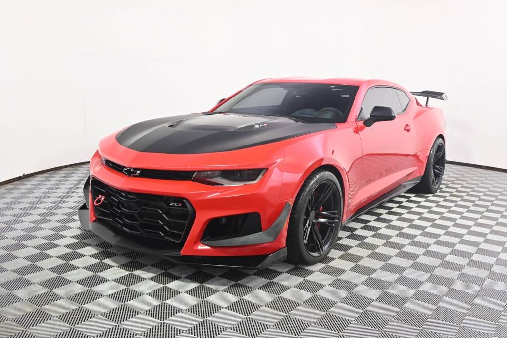 2018 Chevrolet Camaro ZL1 — Coupe — 23,105 mi — Golden Valley, MN