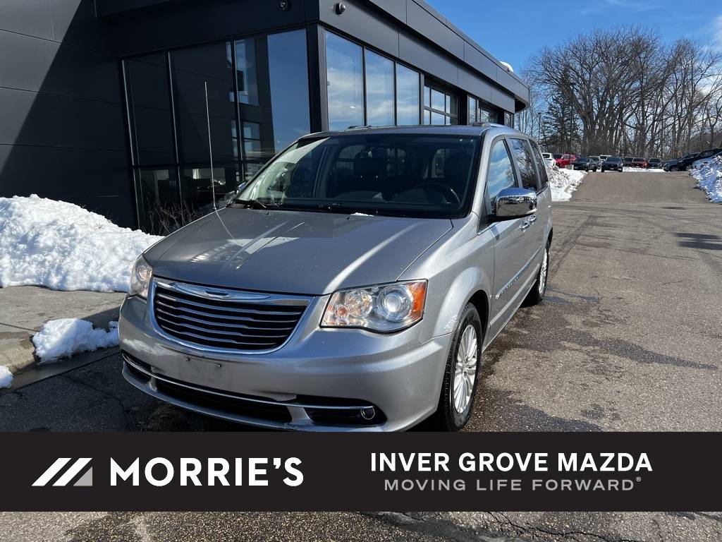2014 Chrysler Town & Country Limited — Minivan — 110,185 mi — Inver Grove Heights, MN