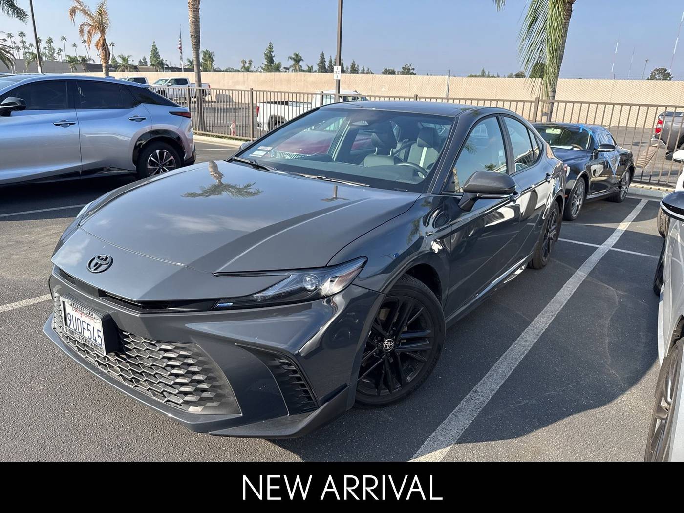 2025 Toyota Camry Hybrid SE — Sedan — 5,485 mi — Bakersfield, CA