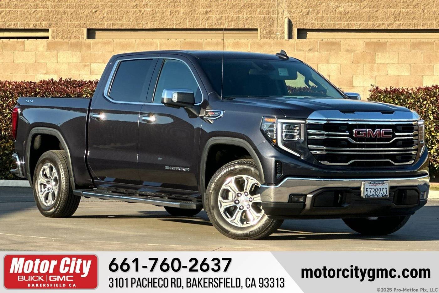 2023 GMC Sierra 1500 SLT — Pickup Truck — 3,450 mi — Bakersfield, CA