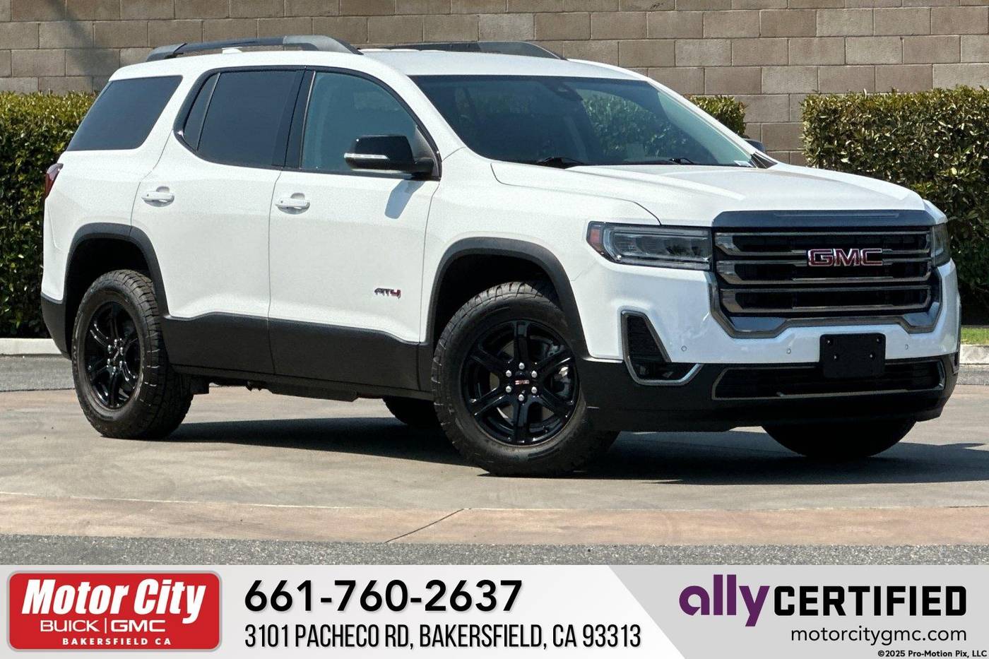 2023 GMC Acadia AT4 — SUV — 9,845 mi — Bakersfield, CA