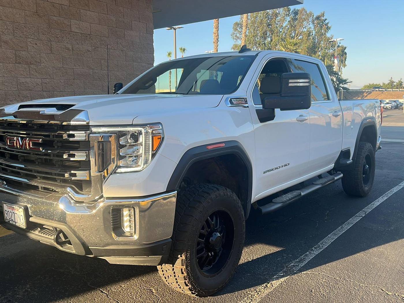 2022 GMC Sierra 2500HD SLE — Pickup Truck — 55,136 mi — Bakersfield, CA