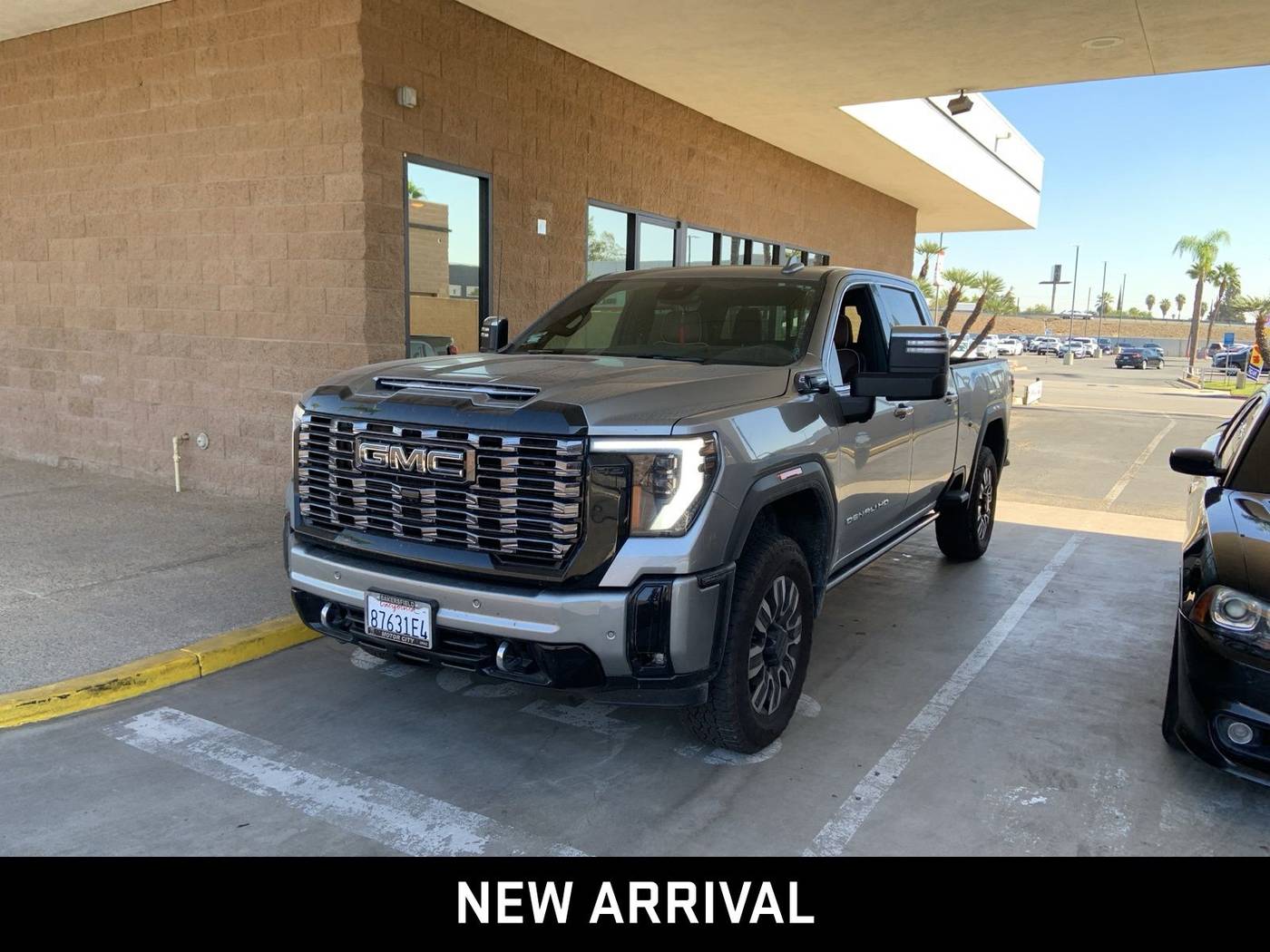 2025 GMC Sierra 2500HD Denali Ultimate — Pickup Truck — 19,787 mi — Bakersfield, CA