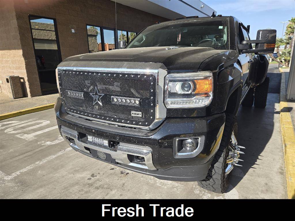 2016 GMC Sierra 3500HD Denali — Pickup Truck — 82,953 mi — Bakersfield, CA