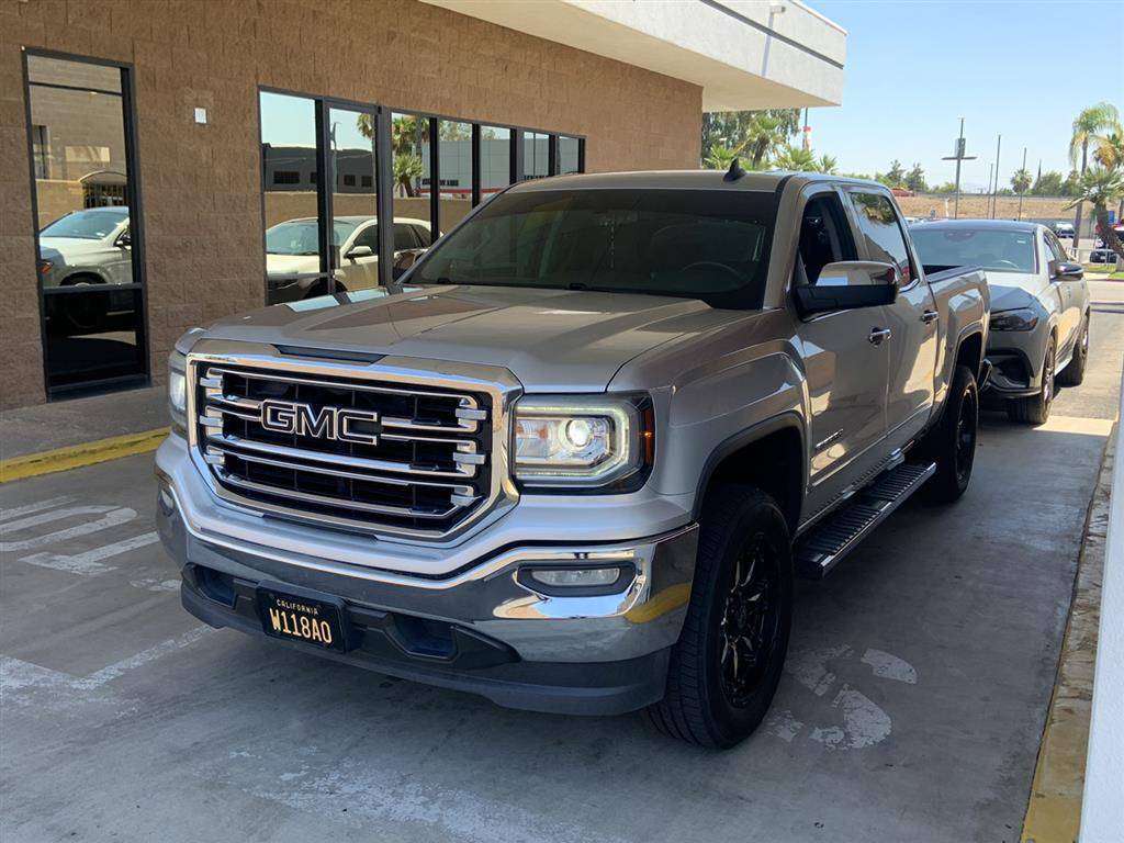 2017 GMC Sierra 1500 SLT — Pickup Truck — 96,770 mi — Bakersfield, CA