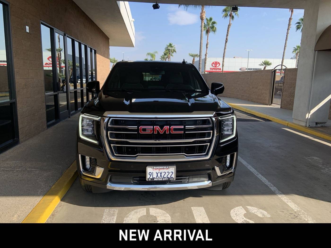 2024 GMC Yukon SLT — SUV — 21,277 mi — Bakersfield, CA