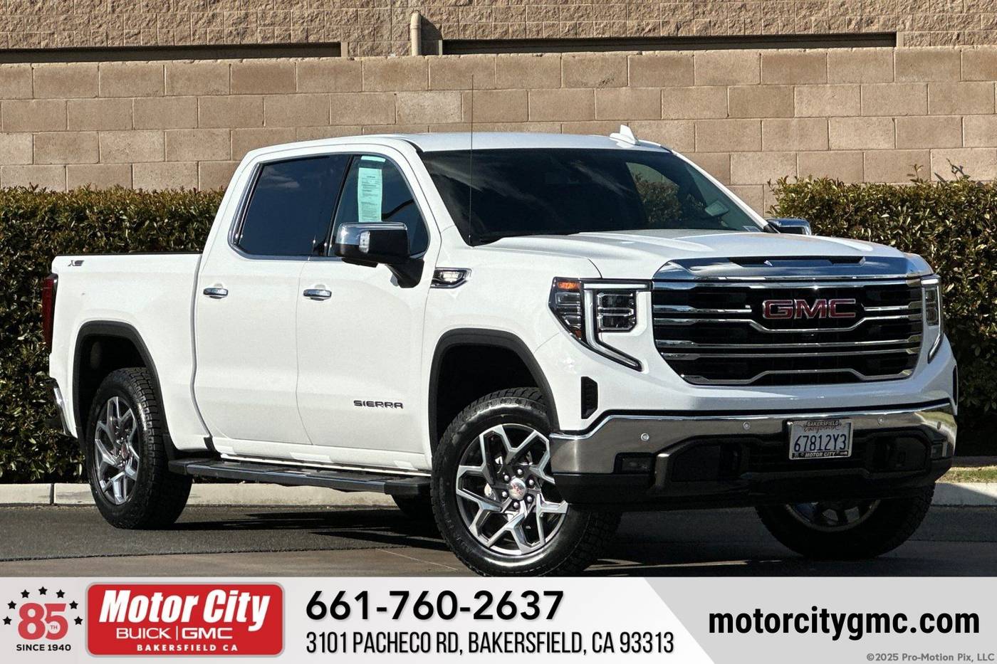 2024 GMC Sierra 1500 SLT — Pickup Truck — 27,834 mi — Bakersfield, CA