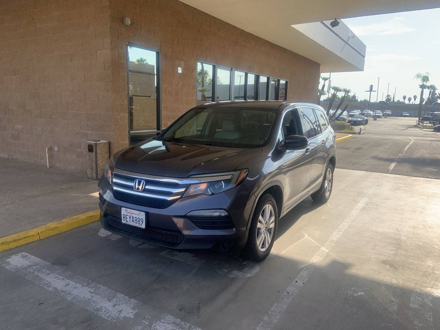 2018 Honda Pilot LX — SUV — 62,381 mi — Bakersfield, CA