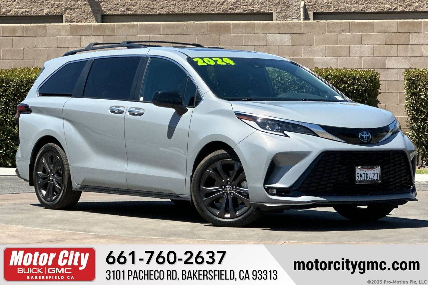 2024 Toyota Sienna XSE — Minivan — 5,510 mi — Bakersfield, CA