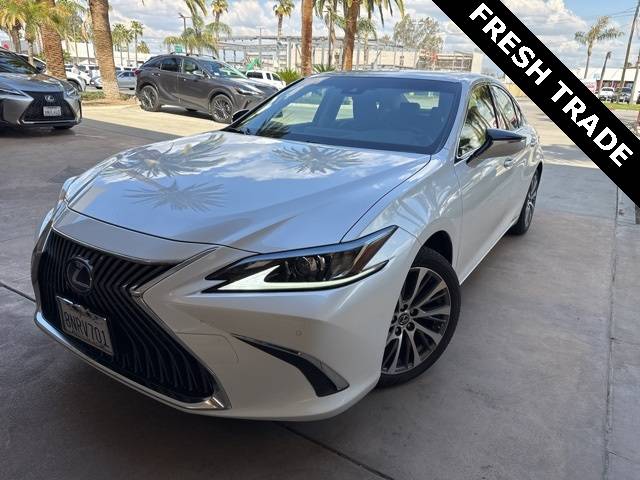 2019 Lexus ES ES 300h — Sedan — 46,088 mi — Bakersfield, CA