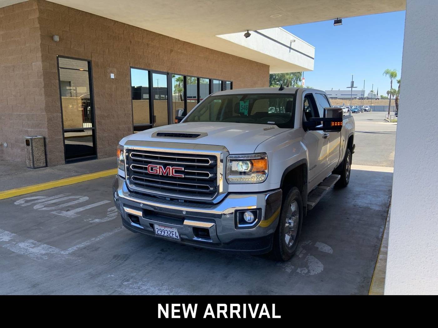2018 GMC Sierra 3500HD SLT — Pickup Truck — 10,906 mi — Bakersfield, CA