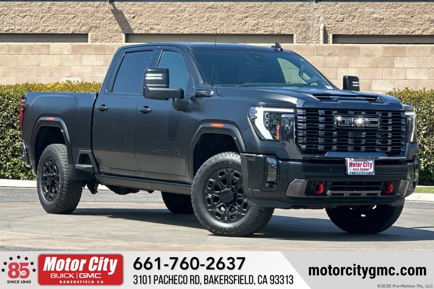 2024 GMC Sierra 2500HD Denali Ultimate — Pickup Truck — 50,935 mi — Bakersfield, CA
