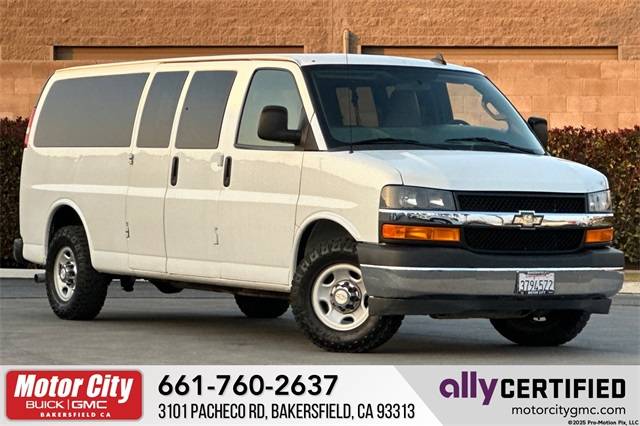 2017 Chevrolet Express Passenger LT — Passenger Van — 53,000 mi — Bakersfield, CA