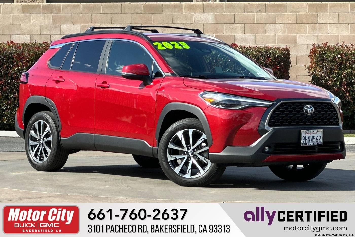 2023 Toyota Corolla Cross XLE — SUV — 22,258 mi — Bakersfield, CA