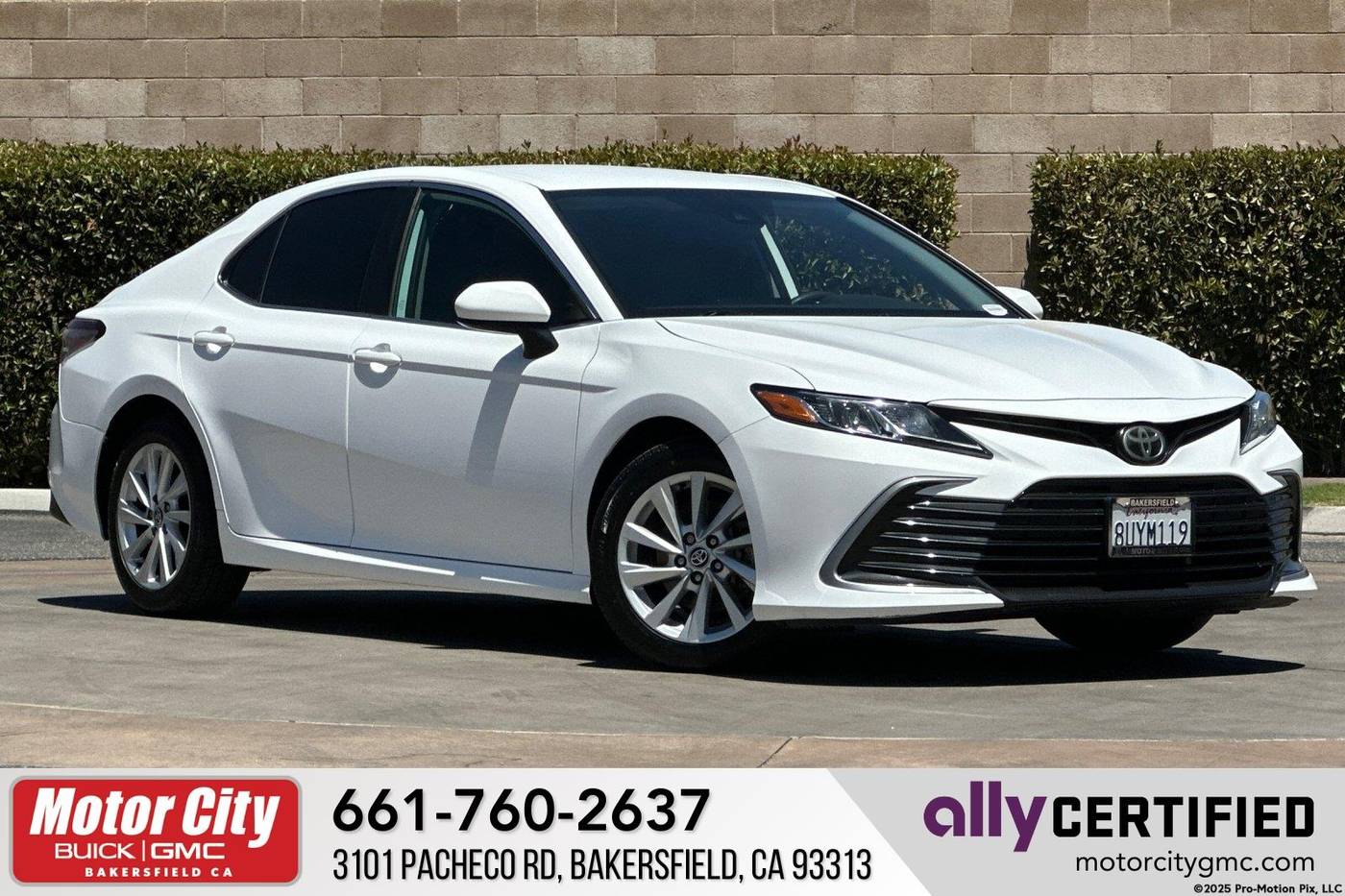 2021 Toyota Camry LE — Sedan — 33,503 mi — Bakersfield, CA