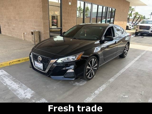 2022 Nissan Altima SR — Sedan — 65,198 mi — Bakersfield, CA