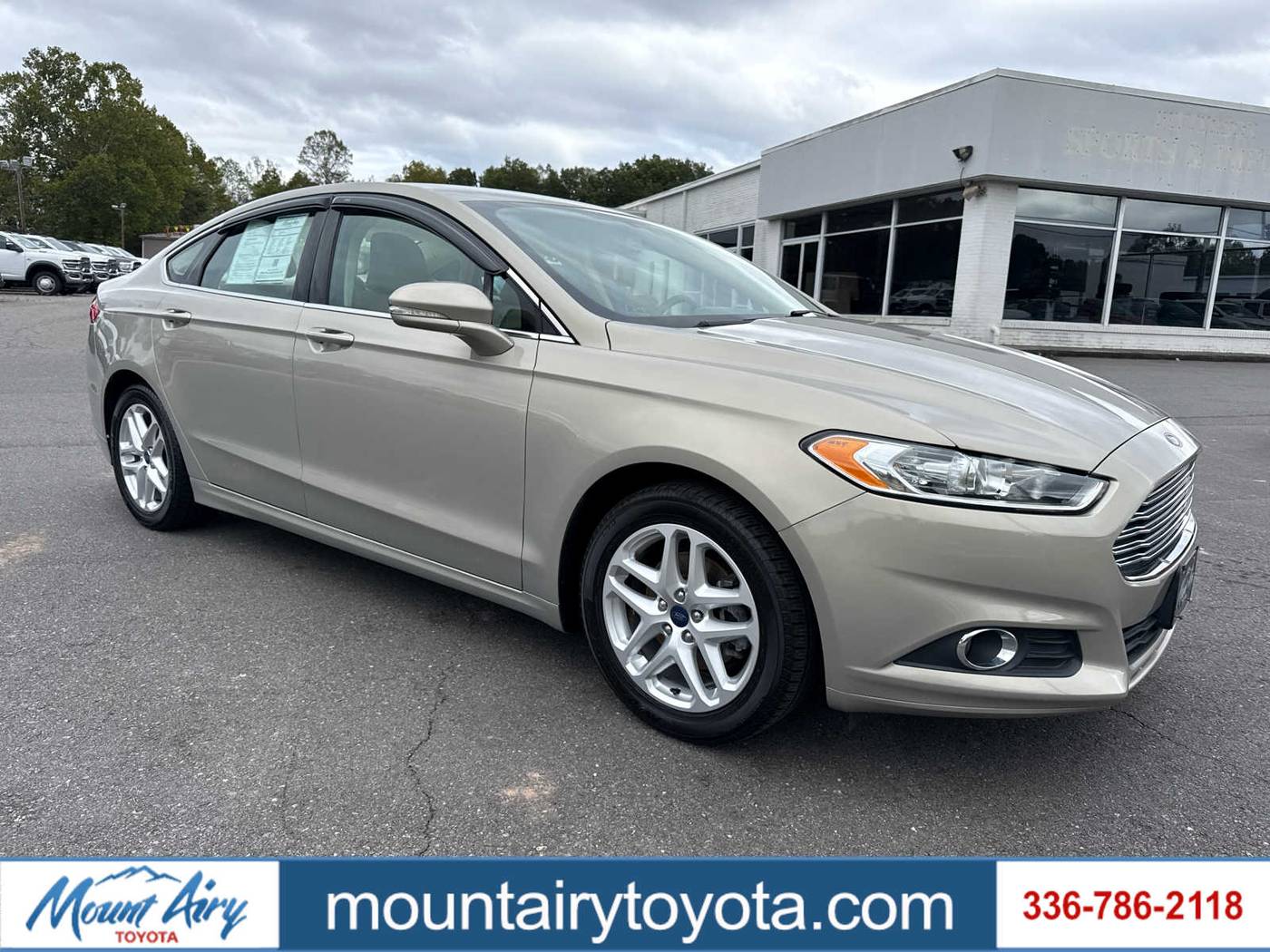 2016 Ford Fusion SE — Sedan — 46,835 mi — Mount Airy, NC