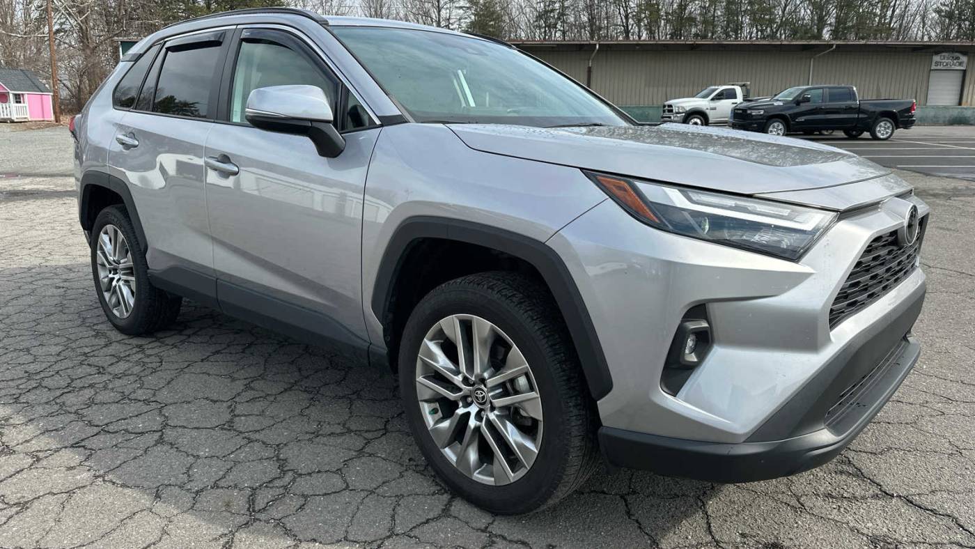 2022 Toyota RAV4 XLE Premium — SUV — 33,076 mi — Mount Airy, NC