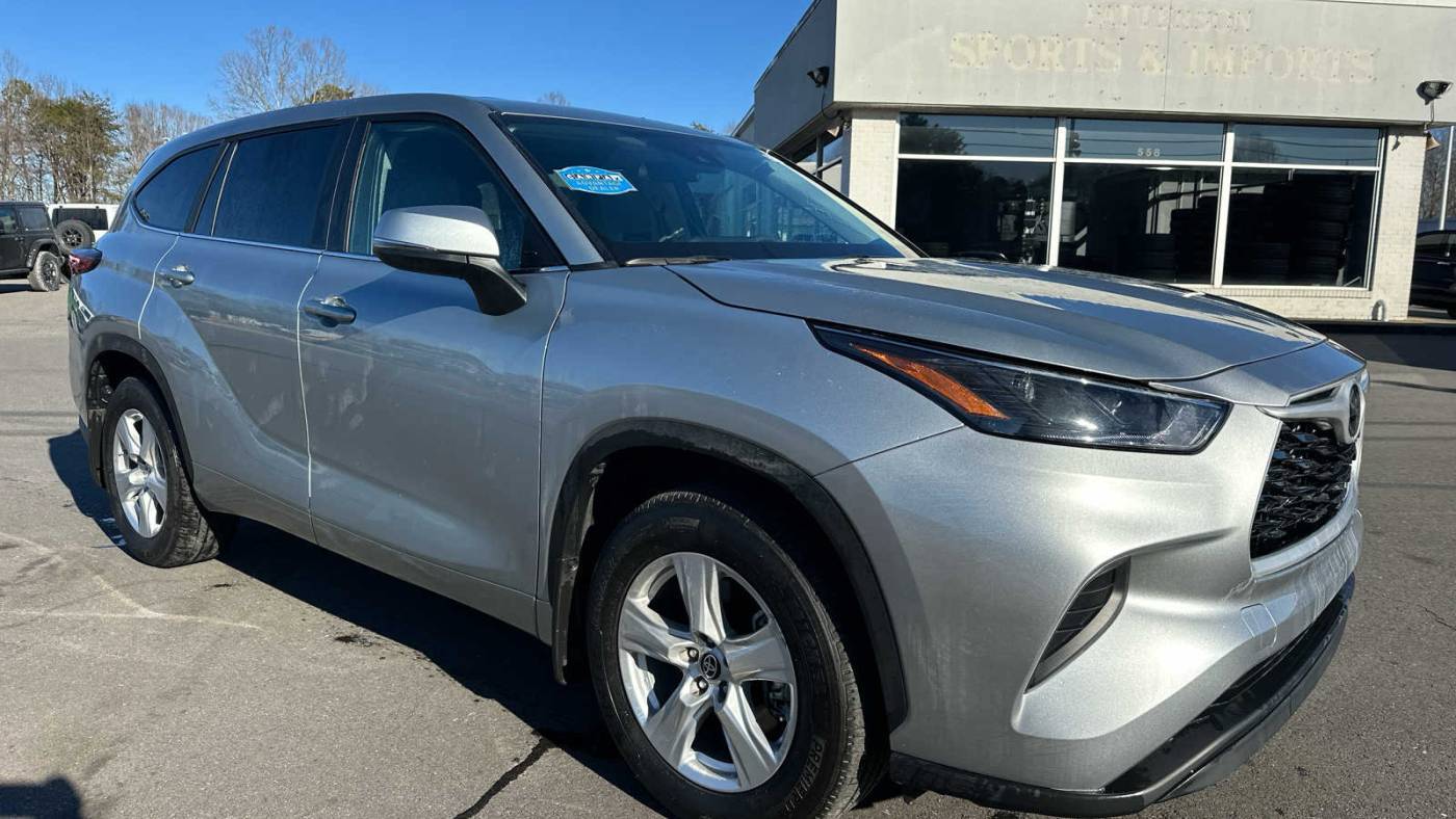 2023 Toyota Highlander L — SUV — 10,609 mi — Mount Airy, NC