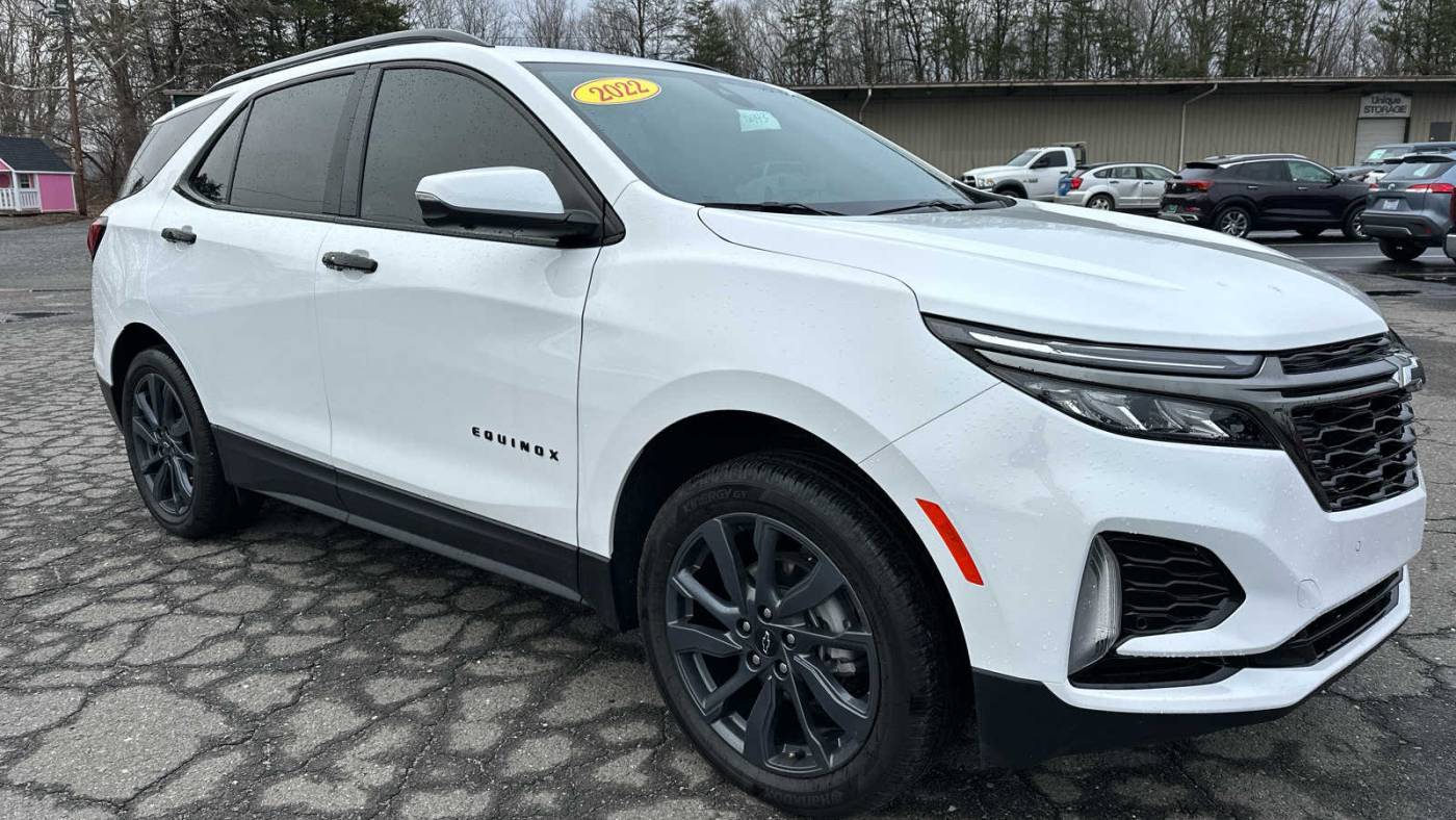 2022 Chevrolet Equinox RS — SUV — 17,898 mi — Mount Airy, NC