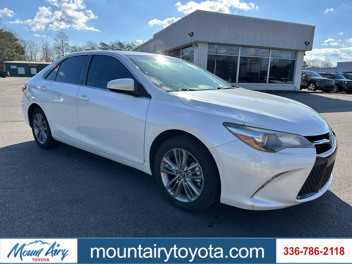 2017 Toyota Camry SE — Sedan — 99,141 mi — Mount Airy, NC