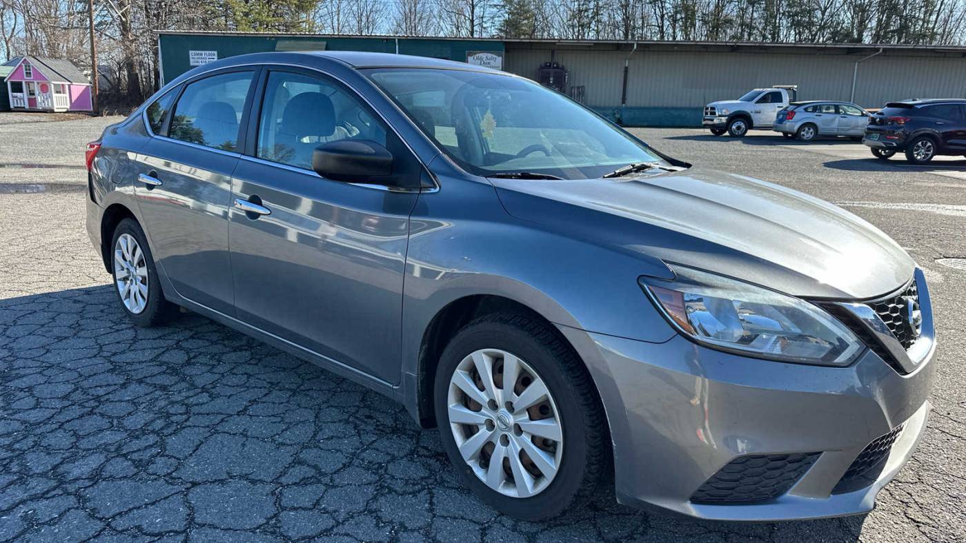 2017 Nissan Sentra SV — Sedan — 142,734 mi — Mount Airy, NC