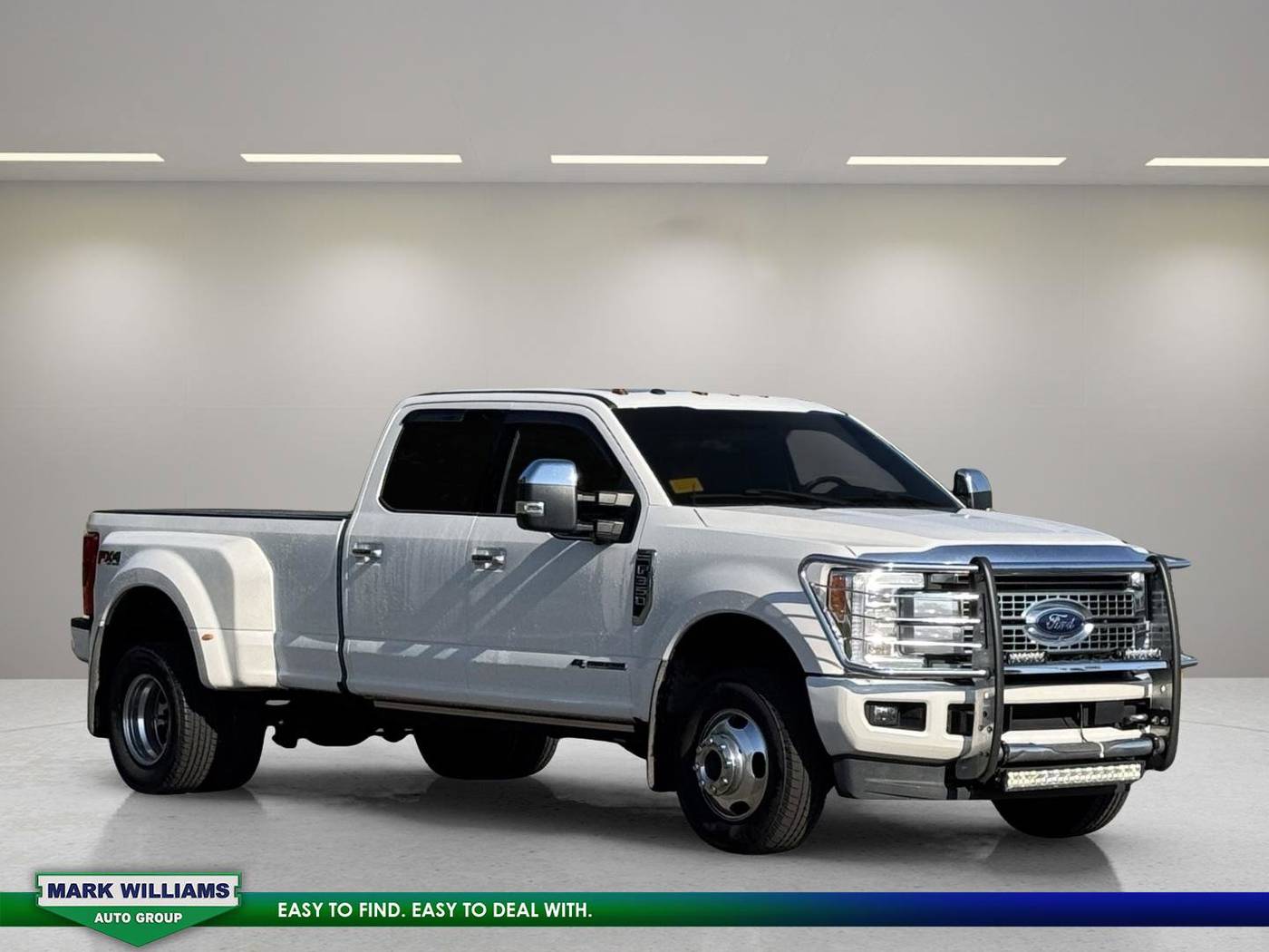 2017 Ford Super Duty F-350 Platinum — Pickup Truck — 62,490 mi — Mt Orab, OH