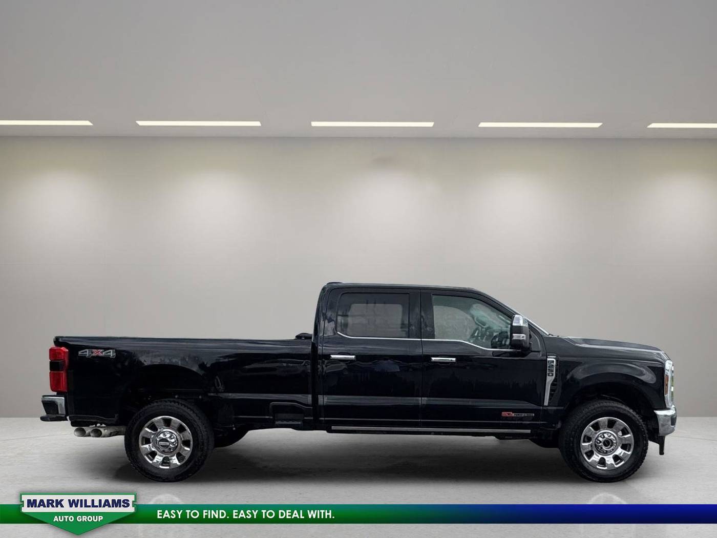 2025 Ford Super Duty F-250 LARIAT — Pickup Truck — 3,230 mi — Mt Orab, OH