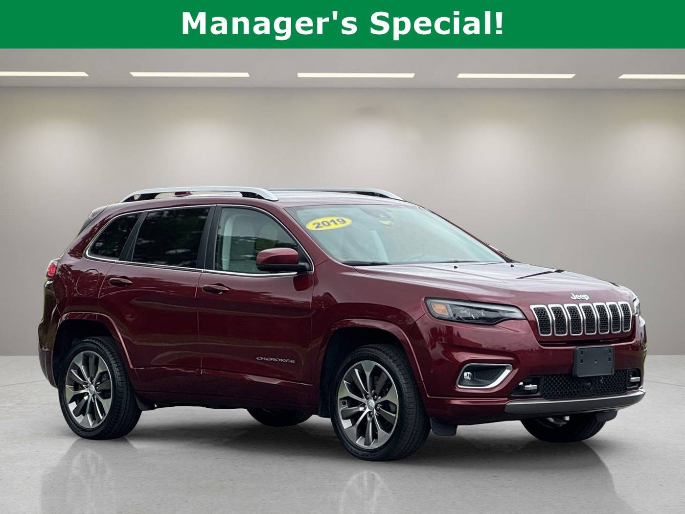 2019 Jeep Cherokee Overland — SUV — 51,456 mi — Mt Orab, OH