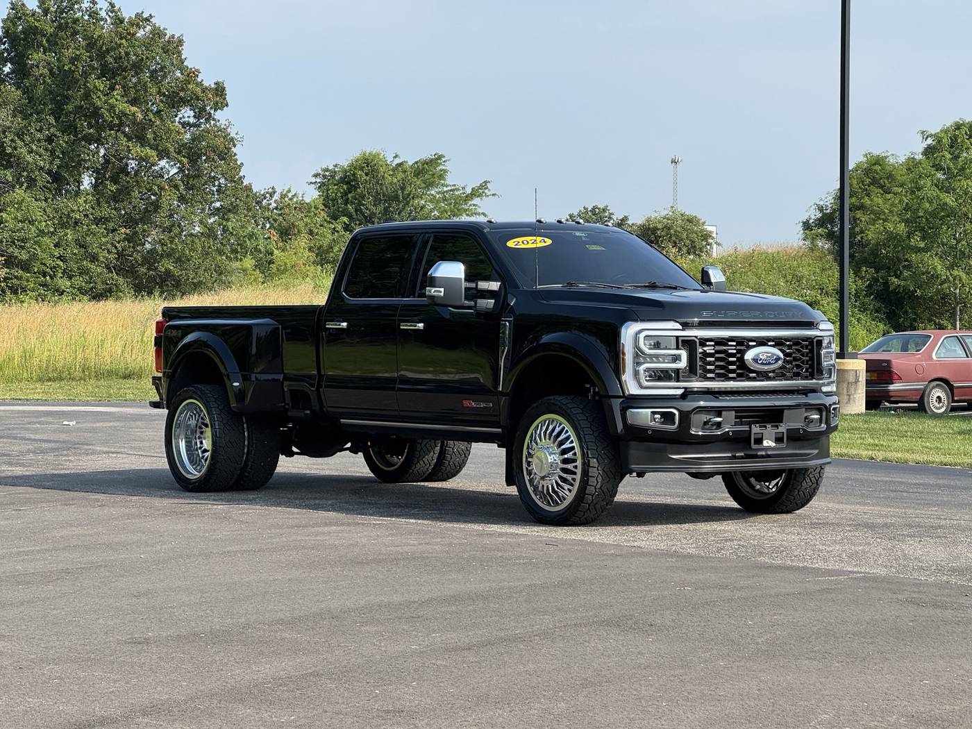 2024 Ford Super Duty F-450 Platinum — Pickup Truck — 24,471 mi — Mt Orab, OH