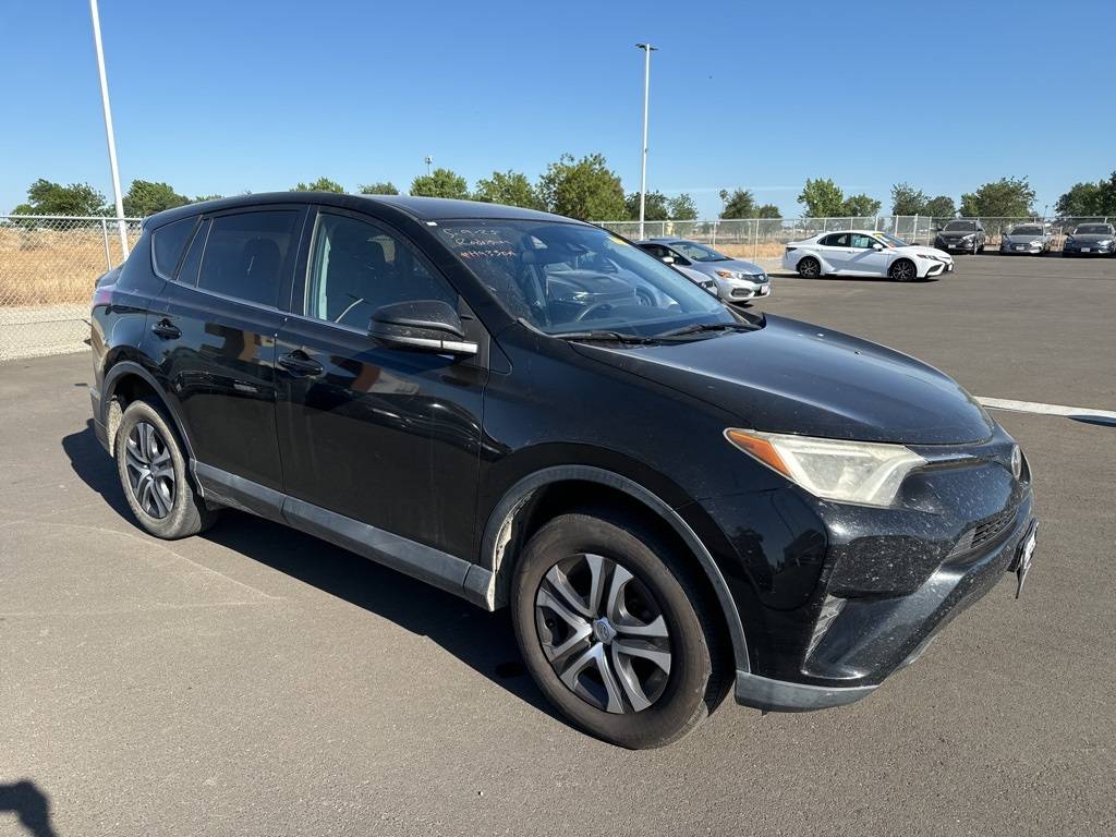 2018 Toyota RAV4 LE — SUV — 138,201 mi — Hanford, CA
