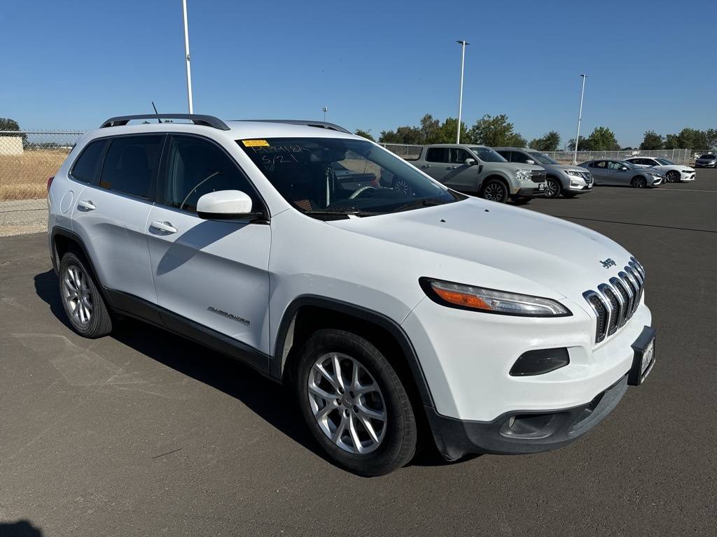 2018 Jeep Cherokee Latitude — SUV — 142,464 mi — Hanford, CA