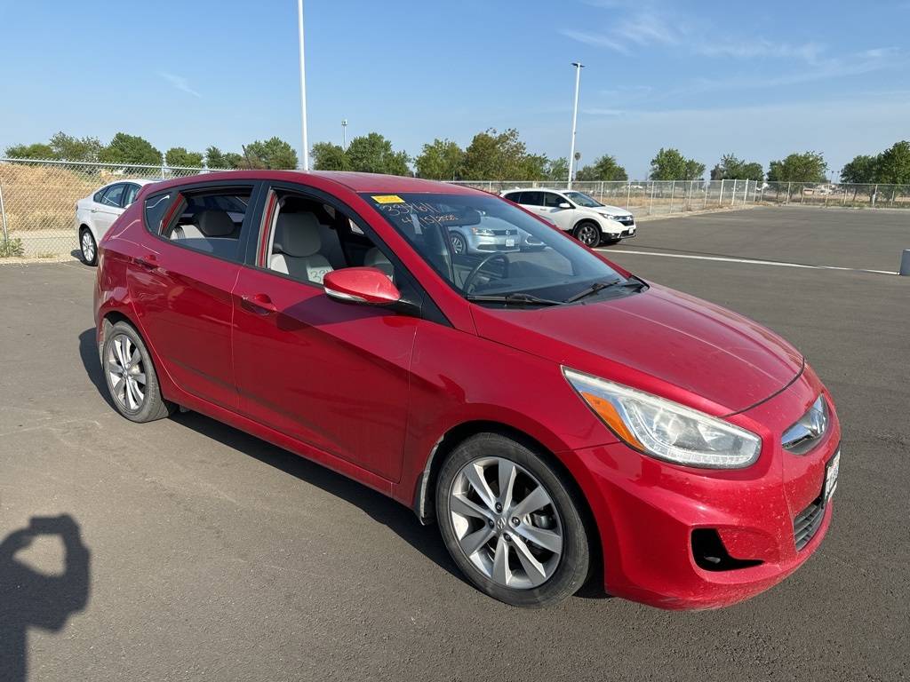 2014 Hyundai Accent SE — Hatchback — 71,353 mi — Hanford, CA