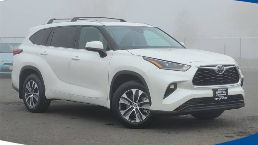 2021 Toyota Highlander XLE — SUV — 64,782 mi — Hanford, CA