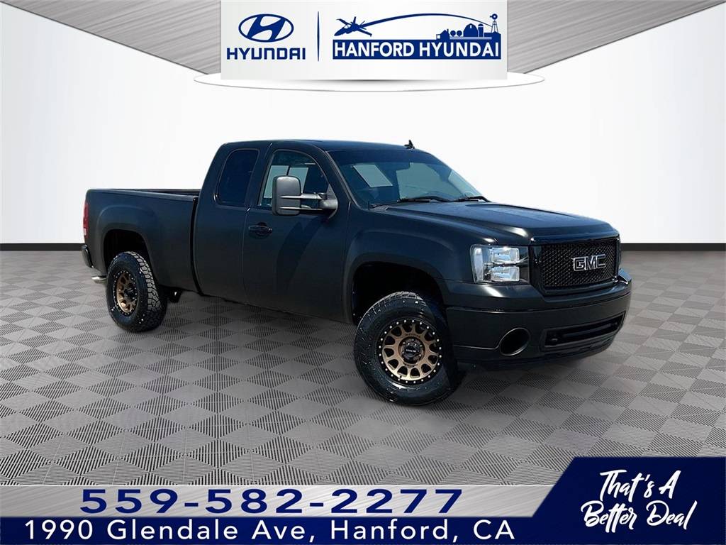 2013 GMC Sierra 1500 SLE — Pickup Truck — 136,839 mi — Hanford, CA