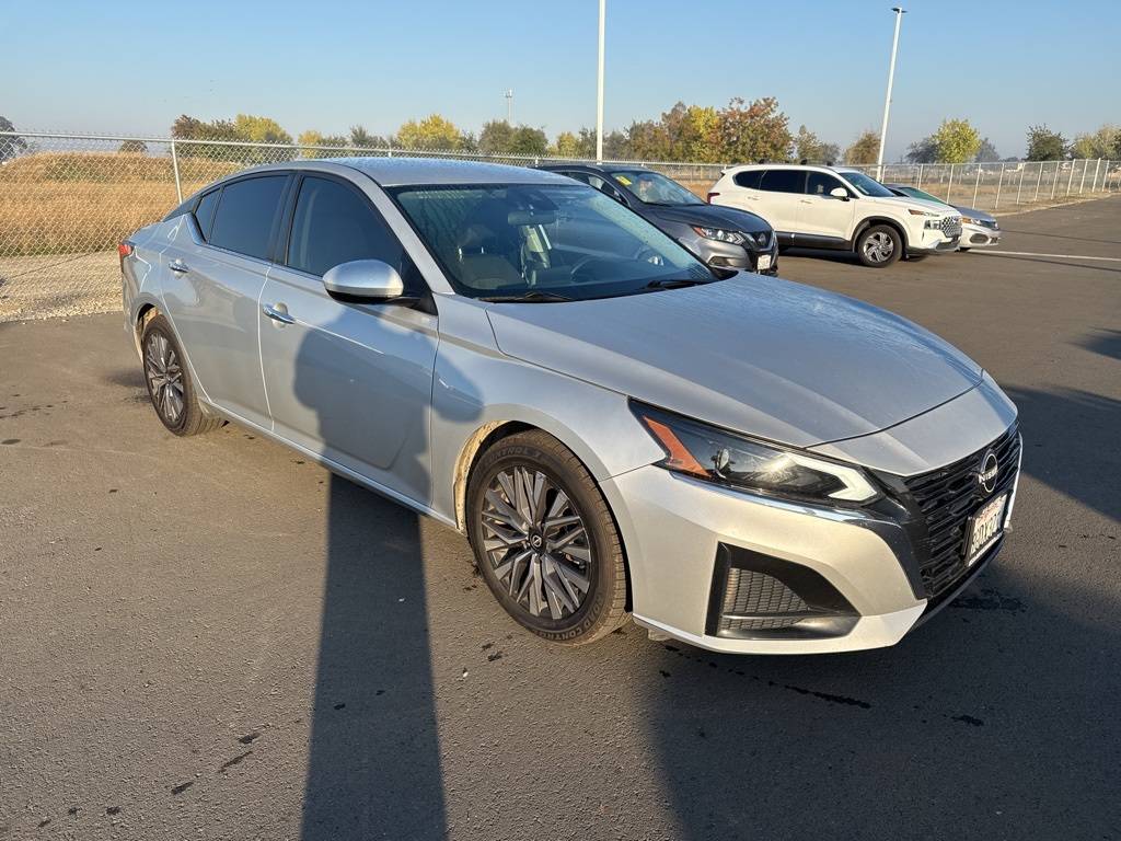2023 Nissan Altima SV — Sedan — 55,945 mi — Hanford, CA