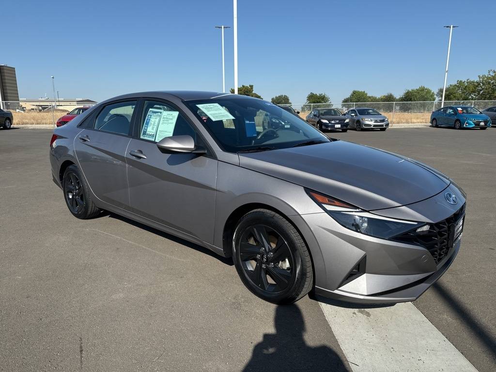 2022 Hyundai Elantra SEL — Sedan — 23,841 mi — Hanford, CA
