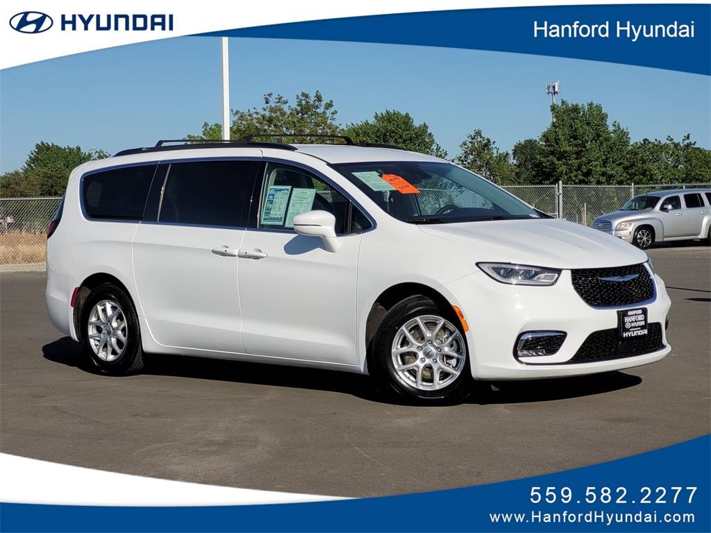 2022 Chrysler Pacifica Touring L — Minivan — 71,872 mi — Hanford, CA
