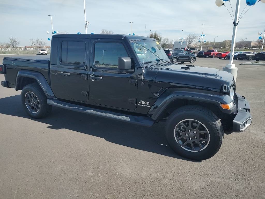 2022 Jeep Gladiator Overland — Pickup Truck — 15,402 mi — Hanford, CA