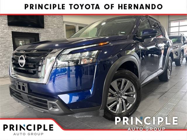 2025 Nissan Pathfinder SV — SUV — 14,638 mi — Hernando, MS