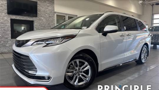 2024 Toyota Sienna Limited 7-Passenger