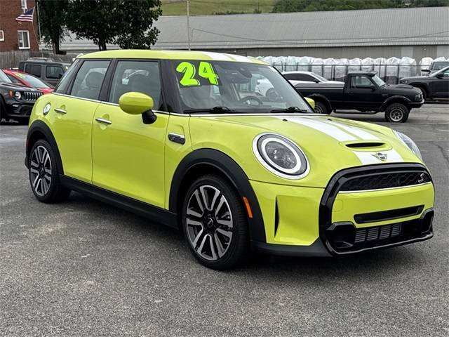 2024 MINI Hardtop Cooper S — Hatchback — 12,079 mi — Ellwood City, PA