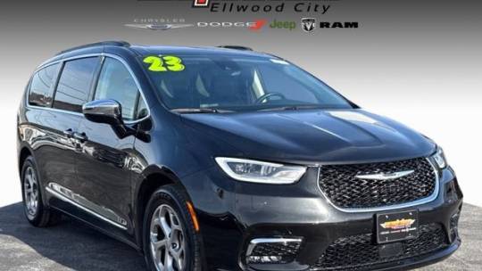 2023 Chrysler Pacifica Limited — Minivan — 67,375 mi — Ellwood City, PA
