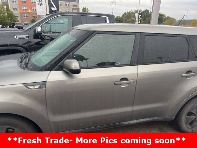 2014 Kia Soul Base — Hatchback — 98,521 mi — St. Peters, MO