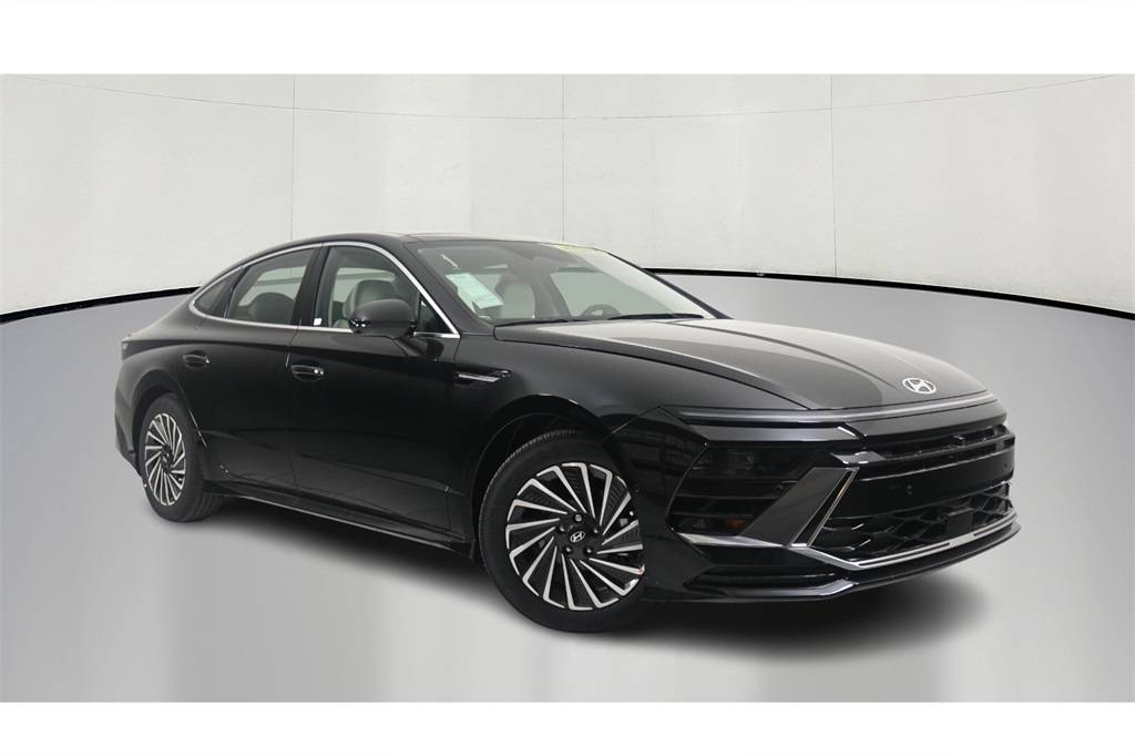 2024 Hyundai Sonata Hybrid Limited — Sedan — 12 mi — St. Peters, MO
