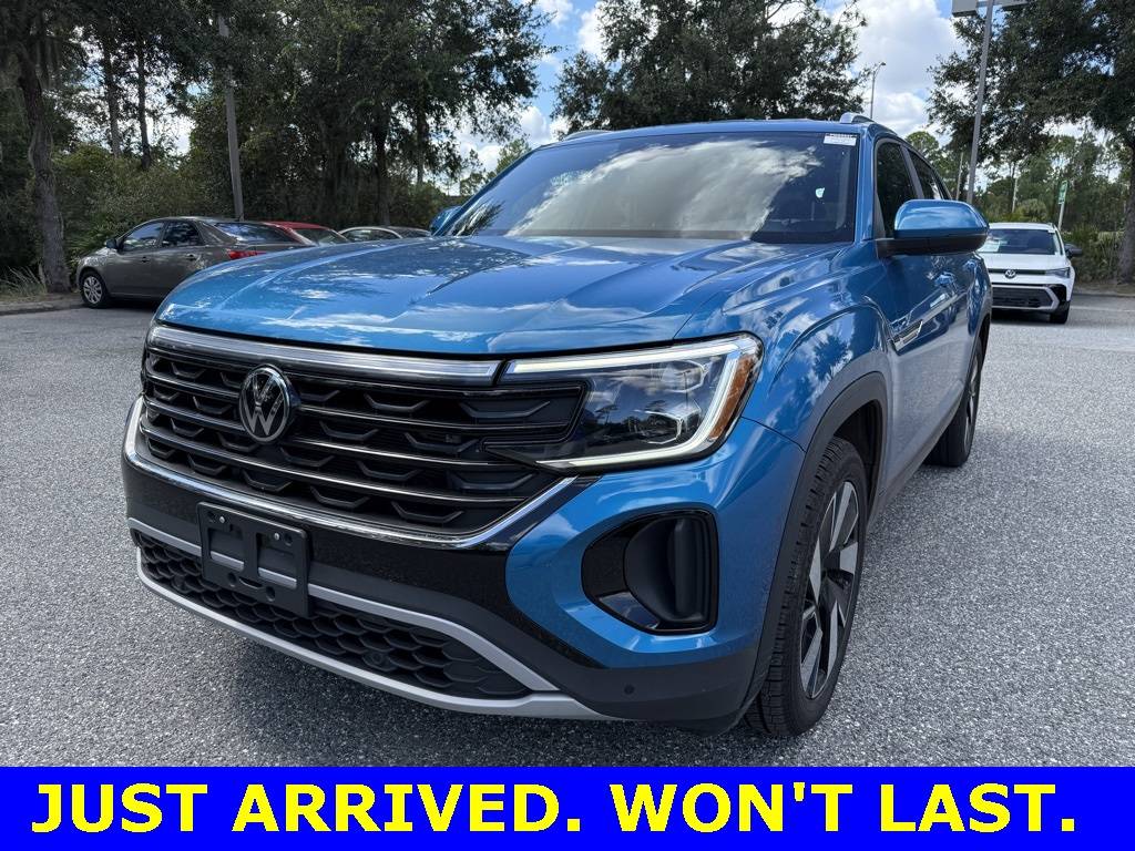 2022 Volkswagen Atlas SE with Technology — SUV — 27,810 mi — Orlando, FL